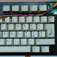 Tastiera Commodore Amiga 500 – Italiano-Led Rossi