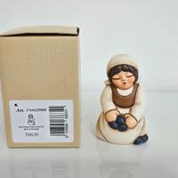 THUN personaggio limited raccoglitrice di olive