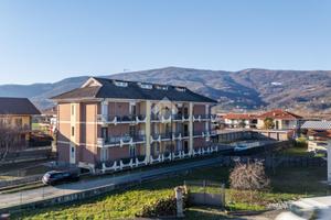 3 LOCALI A COSTIGLIOLE SALUZZO