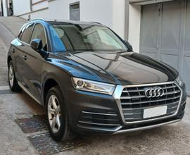 Audi Q5 35 TDI quattro S tronic Business Sport