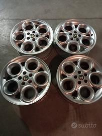 Alfa Romeo 147 1.9 JTD cerchi originali.