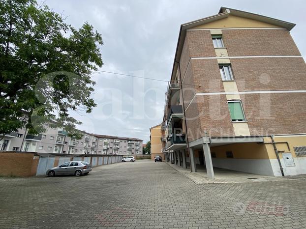 Box/Posto auto Modena [3088ARG]
