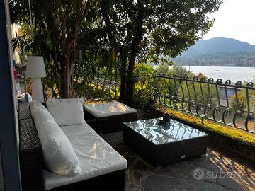 Appartamento vista lago con spiaggia condominiale