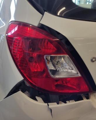 Fanale posteriore sinistro OPEL CORSA D del 2014