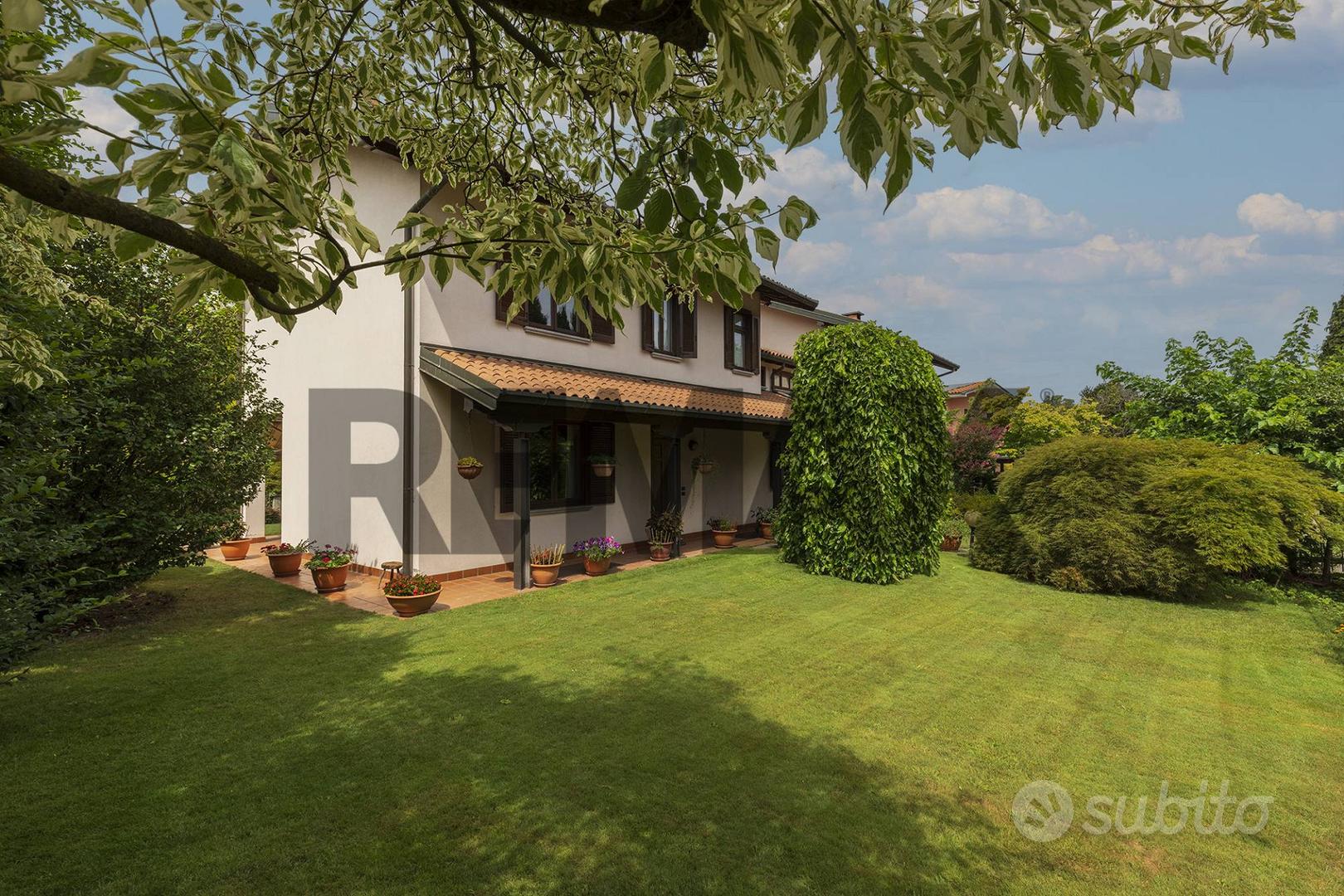 House in Buguggiate, Varese - Vista 2