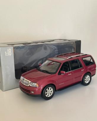 Lincoln Navigator - Welly 1:18