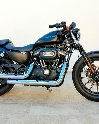 Sportster XL 883 N - IRON