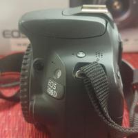 Canon 200D +  Efs 18-55 + zoom Efs 55-200