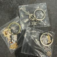 Kingdom Hearts 20Th anniversary set di 3 Keyblade