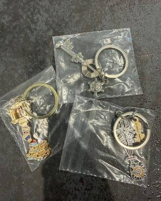Kingdom Hearts 20Th anniversary set di 3 Keyblade