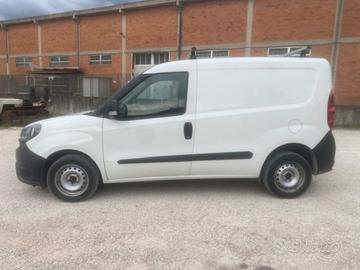 FIAT DOBLO' 1.3 MJT KM 95595 ANNO