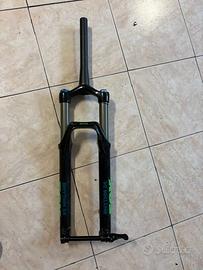 Fox Racing 34 Float Rhythm 27.5" 140 Grip