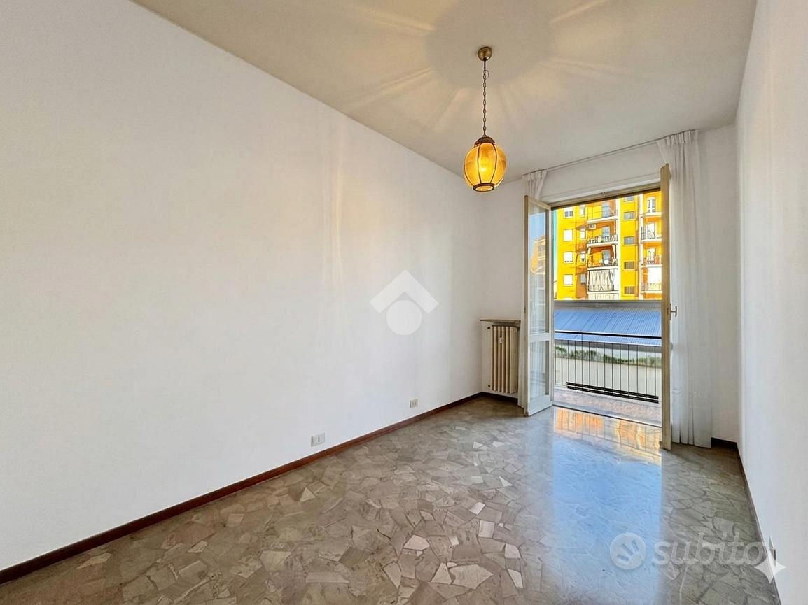 4 LOCALI A NOVARA - Vista 6