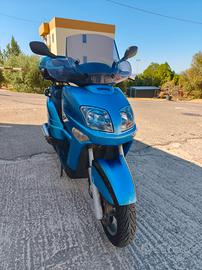 Yamaha XC 300 Versity