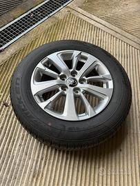 Gomme Estive + cerchi 16 Toyota Yaris Cross 2024