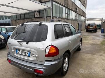 HYUNDAI SANTA Fe 2.0CRDi 4X4 4WD GANCIO TRAINO 185