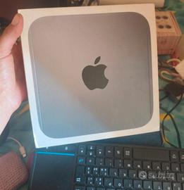 Mini mac i7 32gb + ableton + tastiera + schermo 