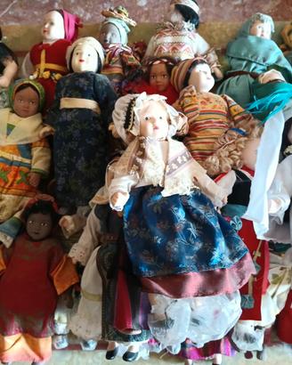 80 bambole porcellana collezione FABBRI