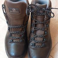 Scarponcino trekking donna numero 39