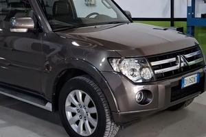 MITSUBISHI PAJERO 3.2 16V - INSTYLE -