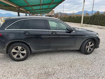 Mercedes Glc 220 autocarro n1