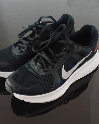 NIKE run swift 2