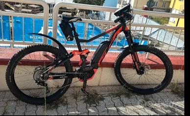 bicicletta ebike biammortizzata KTM professionale