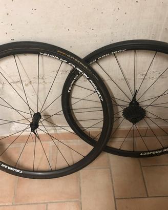 Ruote carbonio Tsunami + Dura-Ace 11v per Tubolare