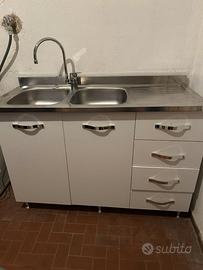 lavello e sottolavello cucina