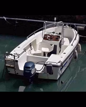 Barca open con diritto di ormeggio