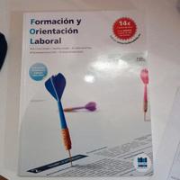 Libros 1° de grado medio de Peluquería y cosmética