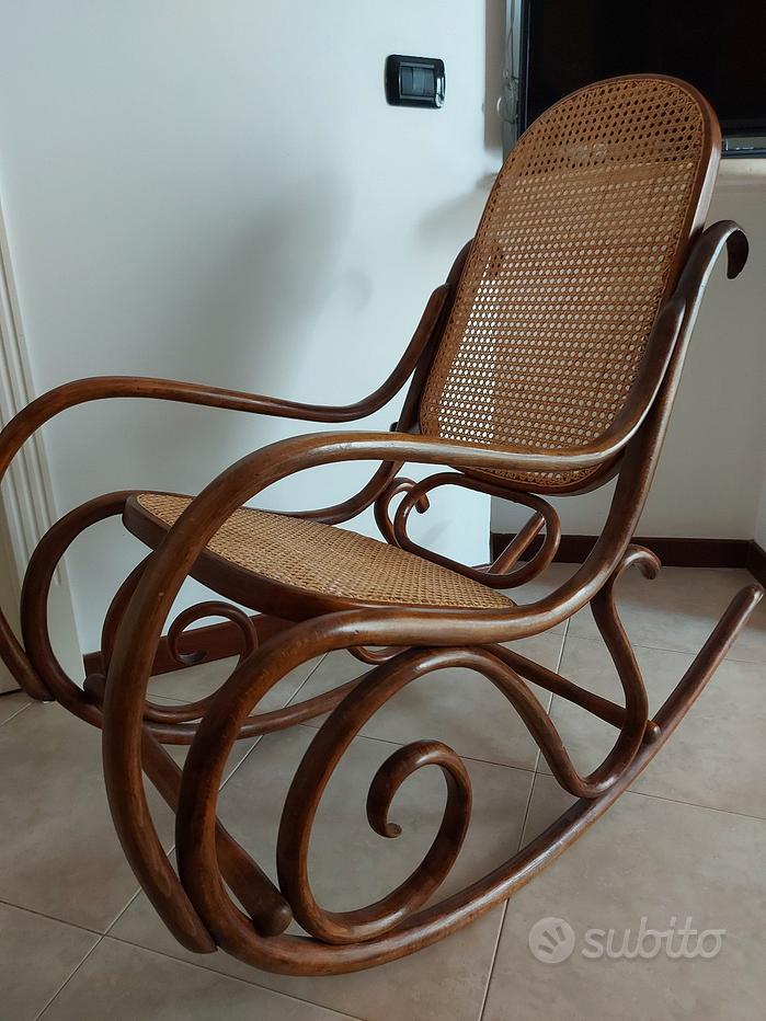 Sedia a dondolo thonet Mobili usati