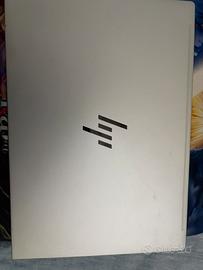 Pc windows 11 pro com caricatore