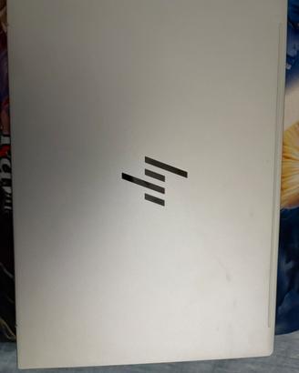 Pc windows 11 pro com caricatore