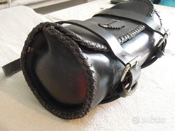Borsello in cuoio da moto custom usato