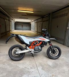 ktm 690 super motard
