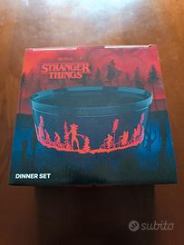 Stranger Things Dinner Set Nuovo Da Collezione