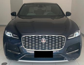 Jaguar F-Pace AUTOCARRO