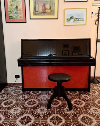 Pianoforte verticale