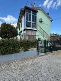 CAVARZERE - APPARTAMENTO CON GIARDINO E GARAGE