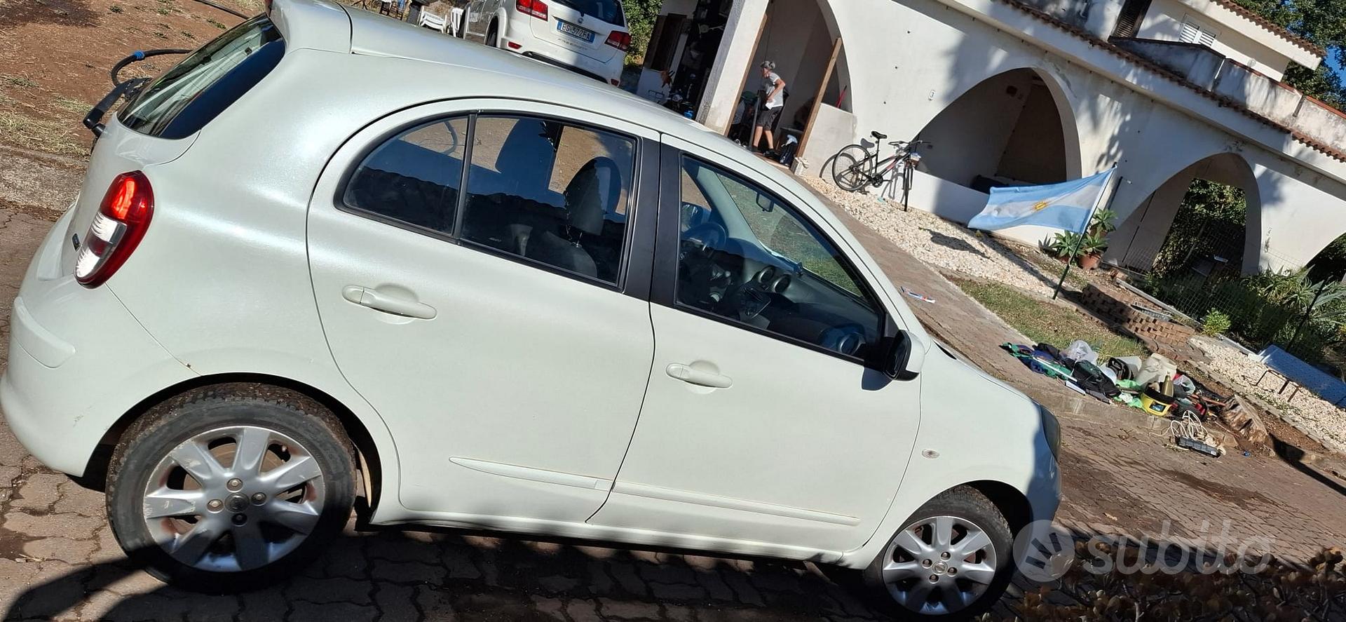 Nissan Micra 2012 photo 2