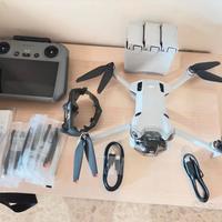 DJI MINI 4 PRO FLY MORE COMBO RC2