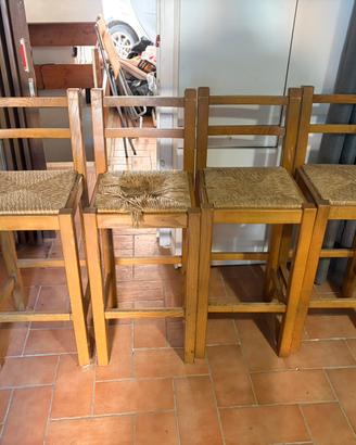 Set di 4 sgabelli in legno