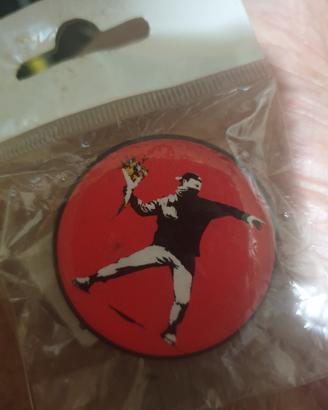 Pin adesivo BANSKY 