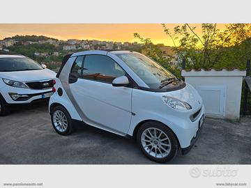 SMART fortwo 800 40 kW cabrio passion cdi