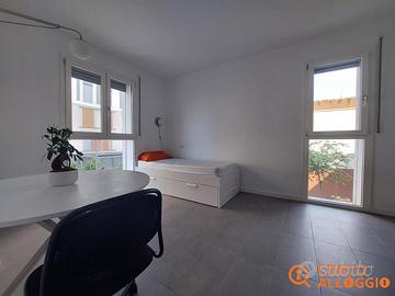 MI-1963 Camera con bagno privato tutto incluso