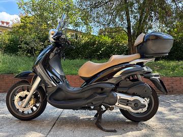Piaggio Beverly 400