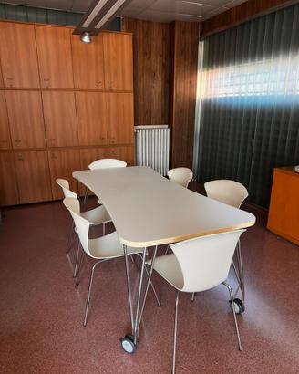 TAVOLO RIUNIONE KARTELL