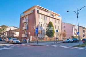 TRILOCALE IN ZONA SAN PAOLO !!!