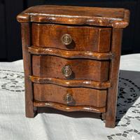 Antico Modellino di Comò - Cassettone